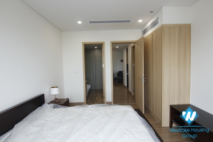 A brand new 2 bedroom with good view apartment for rent in Skypark Cau Giay.